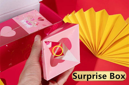 🎄🎁Surprise box gift box—Creating the most surprising gift