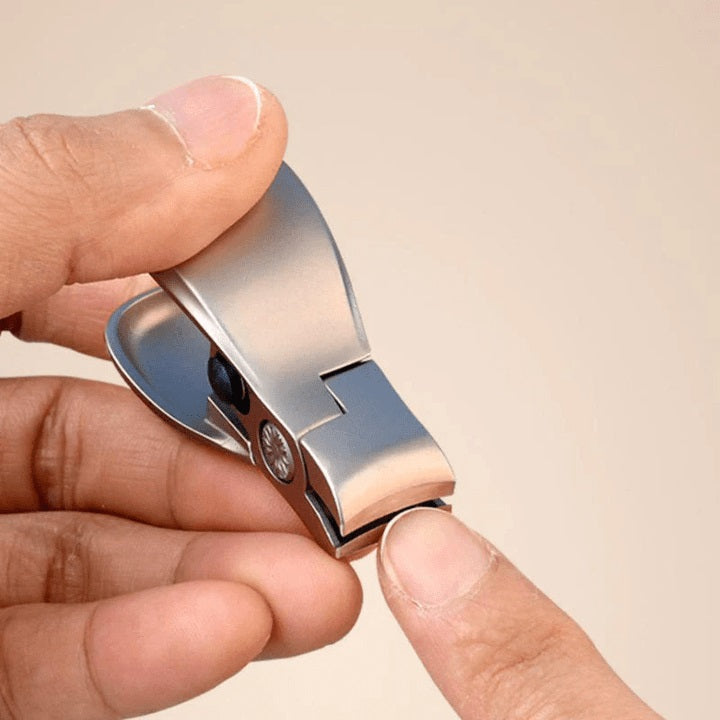 Nail Clippers With Wide Opening